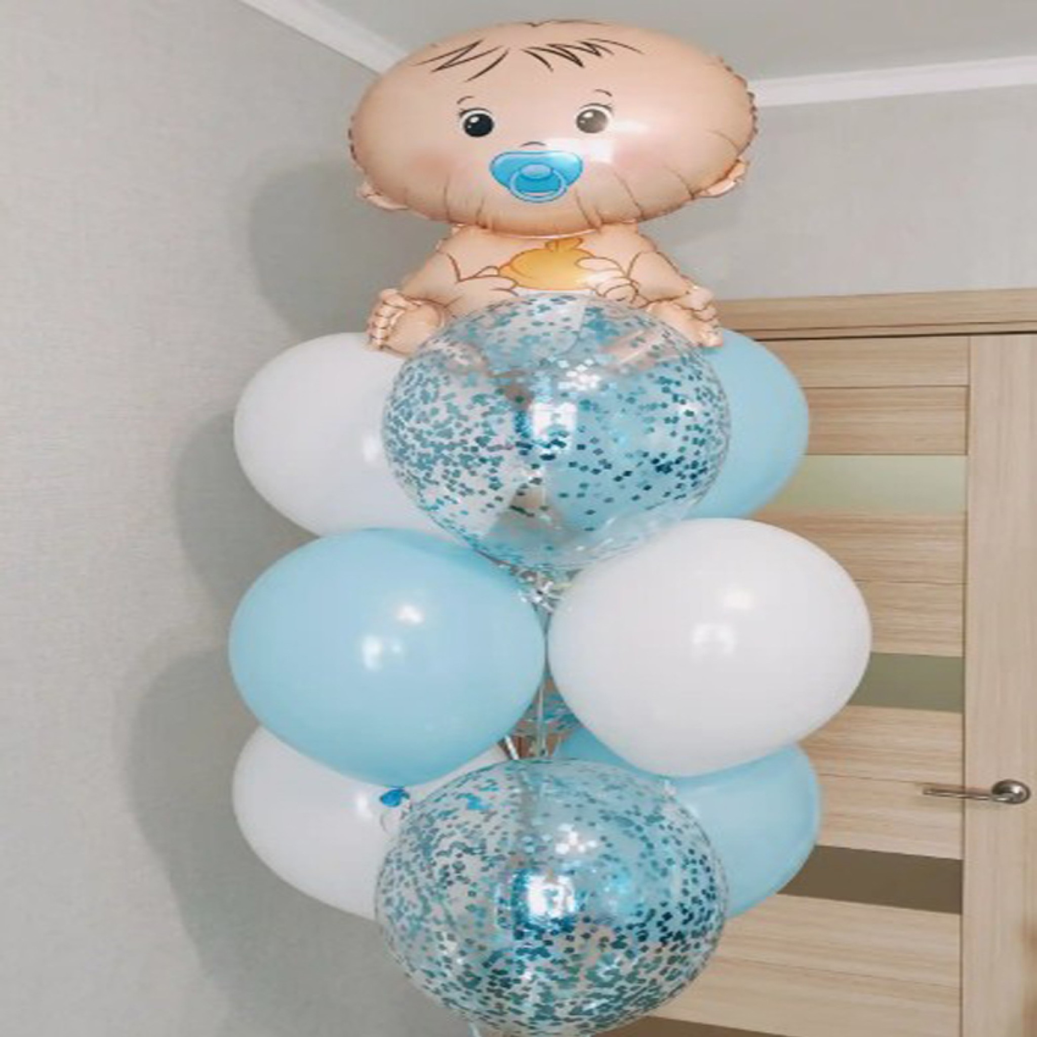 Cute â€œItâ€™s a Boyâ€ Baby Balloon Decoration with Confetti & Helium Bouquet