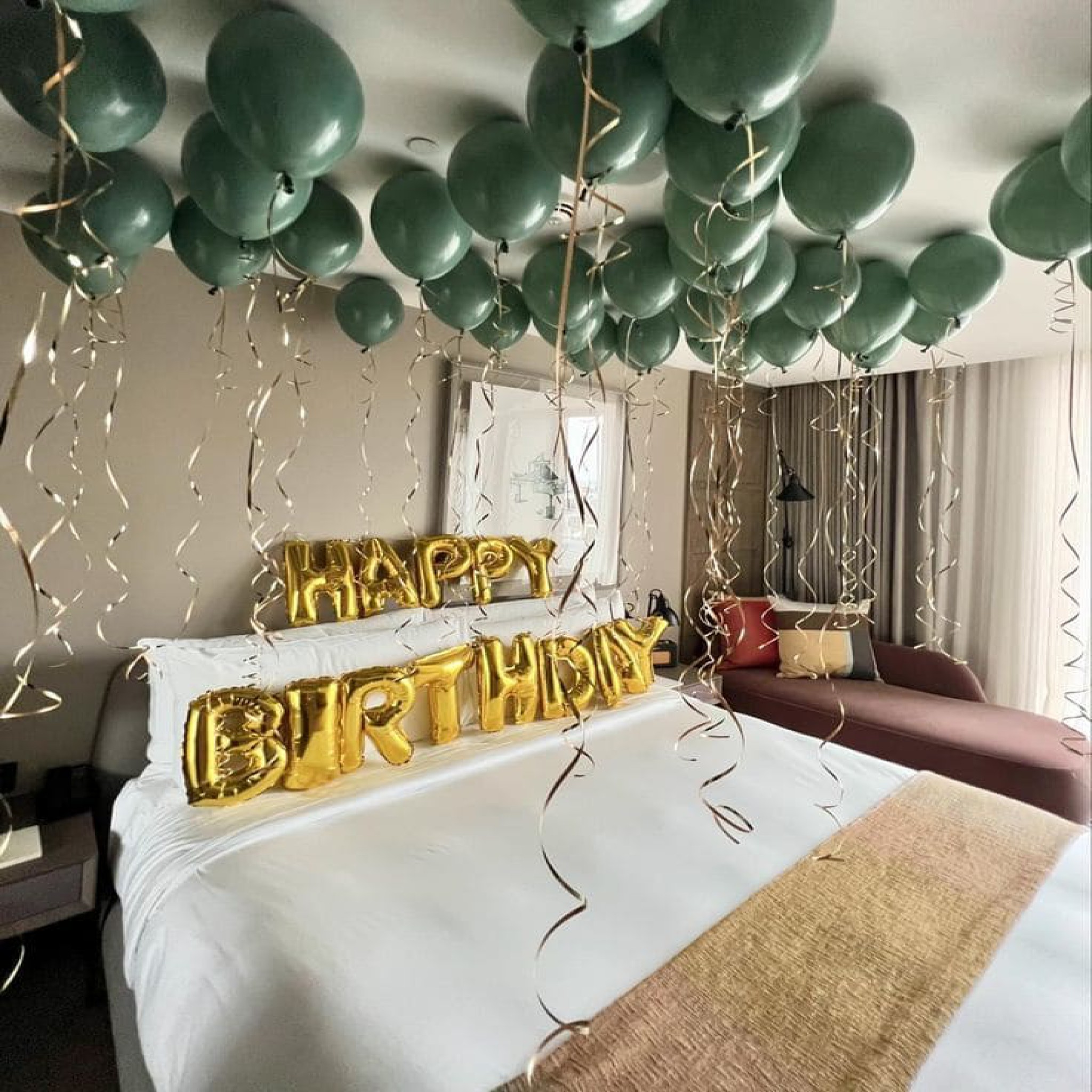 Dreamy Escape: Balloon Surprise for Hotel Stays (SH-ID#0163)