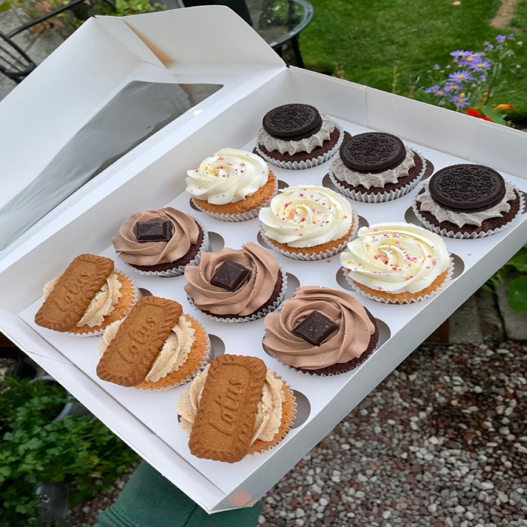 Heavenly Bites: Pastries & Cupcakes