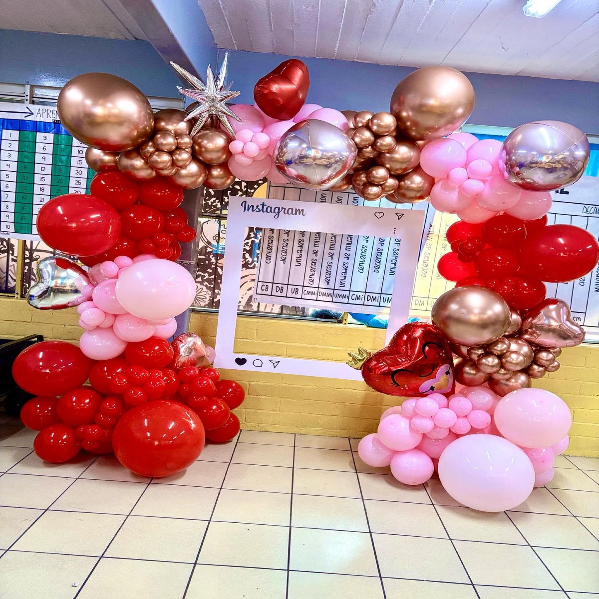Luxury Instagram Balloon Photo Frame Backdrop â€“ Red, Blush Pink & Rose Gold Balloon Arch