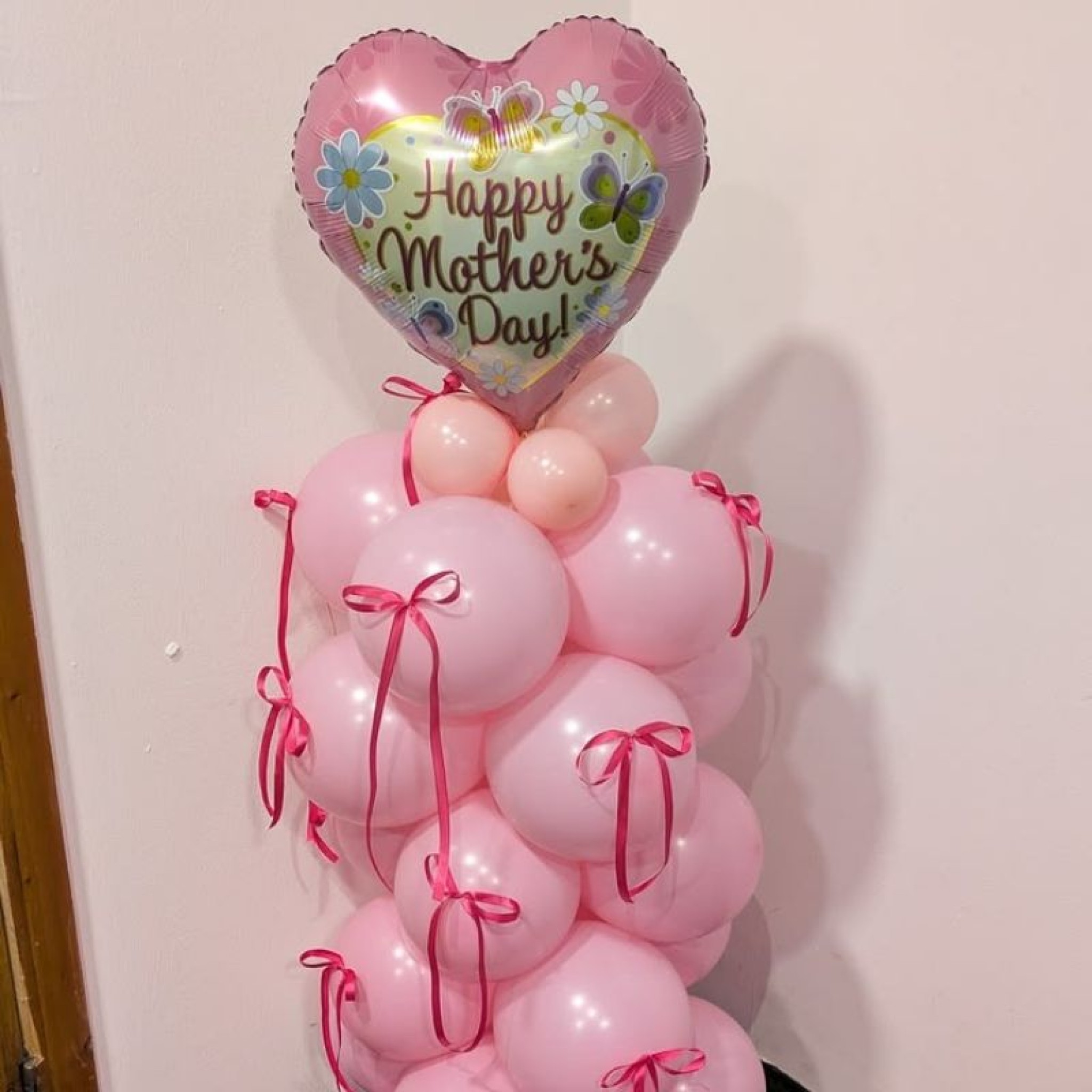 Sweet Pink Motherâ€™s Day Balloon Column with Heart Foil Topper 