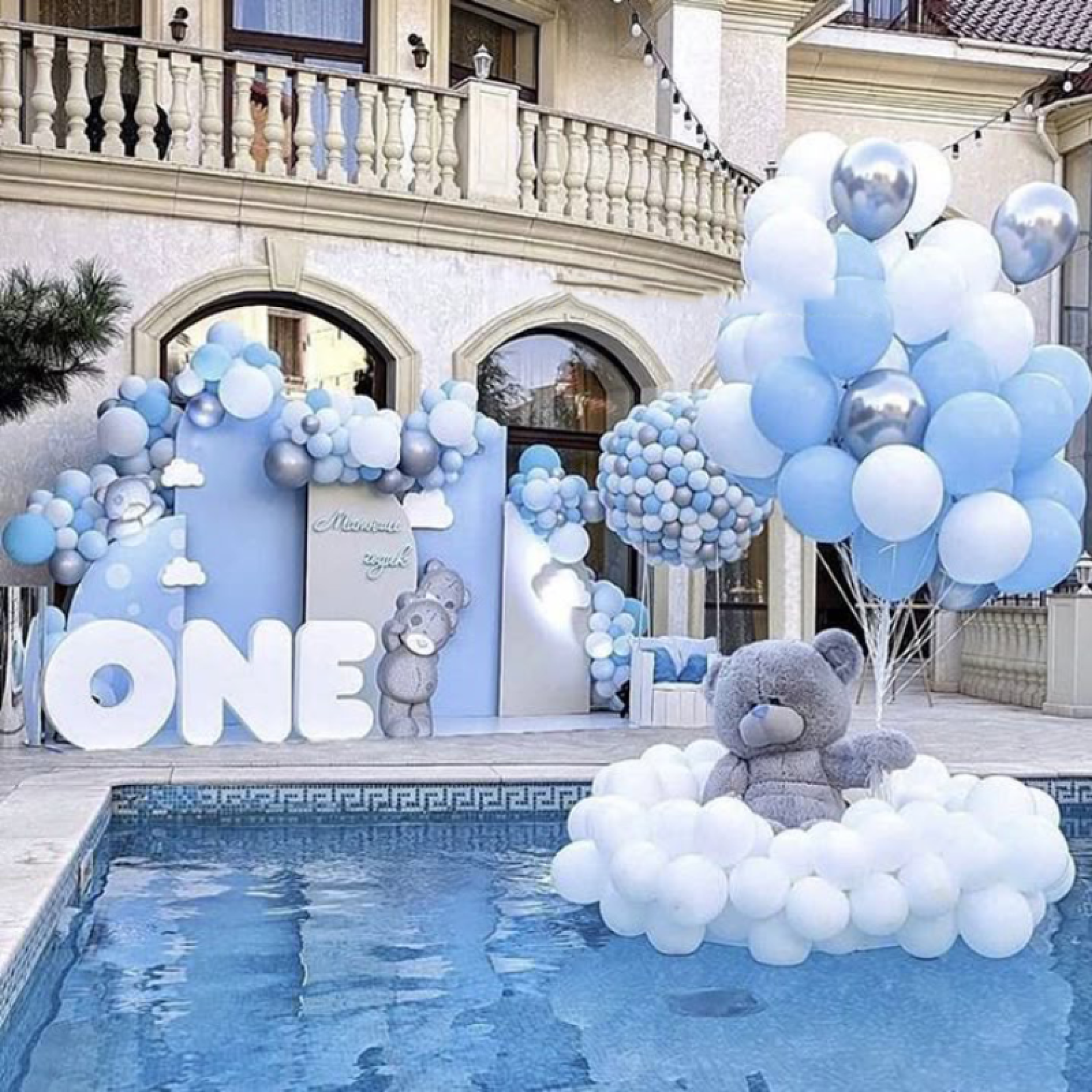 Wave of Joy: Stunning Pool Balloon Arrangements for Baby shower 